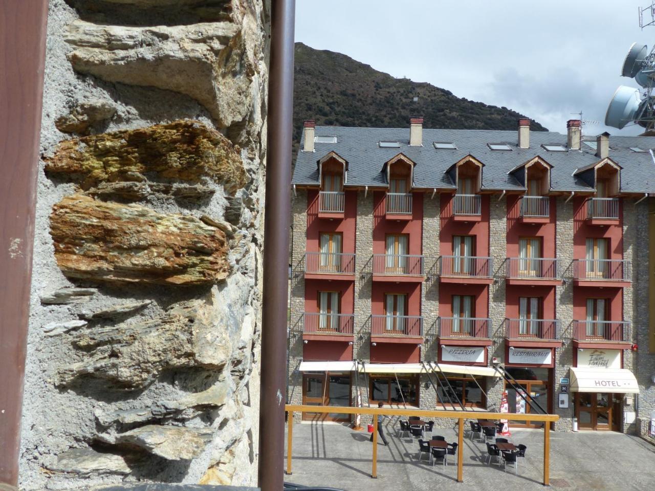 Hostal Vall D'Aneu By Arcas & Sambola Esterri D'Aneu Exterior photo